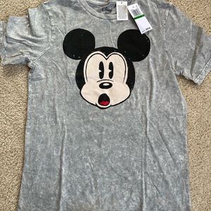 Boys Disney Mickey Mouse Tshirt Large NWT